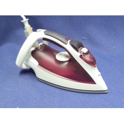 T-Fal Ultraglide Easy Cord 1700W Iron T-Fal Ultraglide Easy Cord 1700W Iron